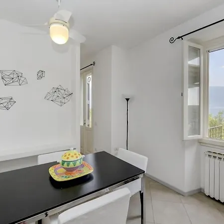 Oleandro Directly On The Apartment *