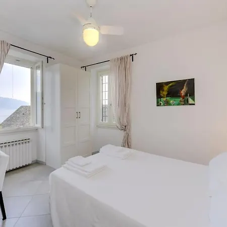 Oleandro Directly On The Apartment *